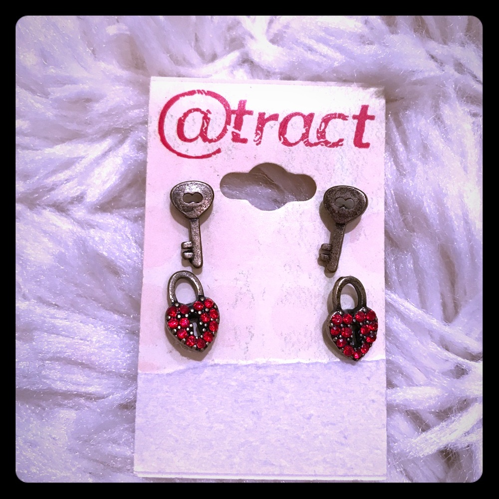 Cute Heart Lock Key Earrings Set